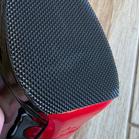 Christian Louboutin Bianca Black Patent Leather Pumps Eur. 36.5 - Picture 13 of 15